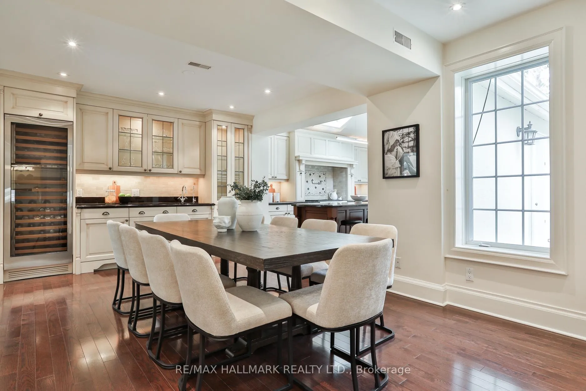 Photo 6 of 28 Kimbark Boulevard, Toronto, Bedford Park-Nortown — HOMEH