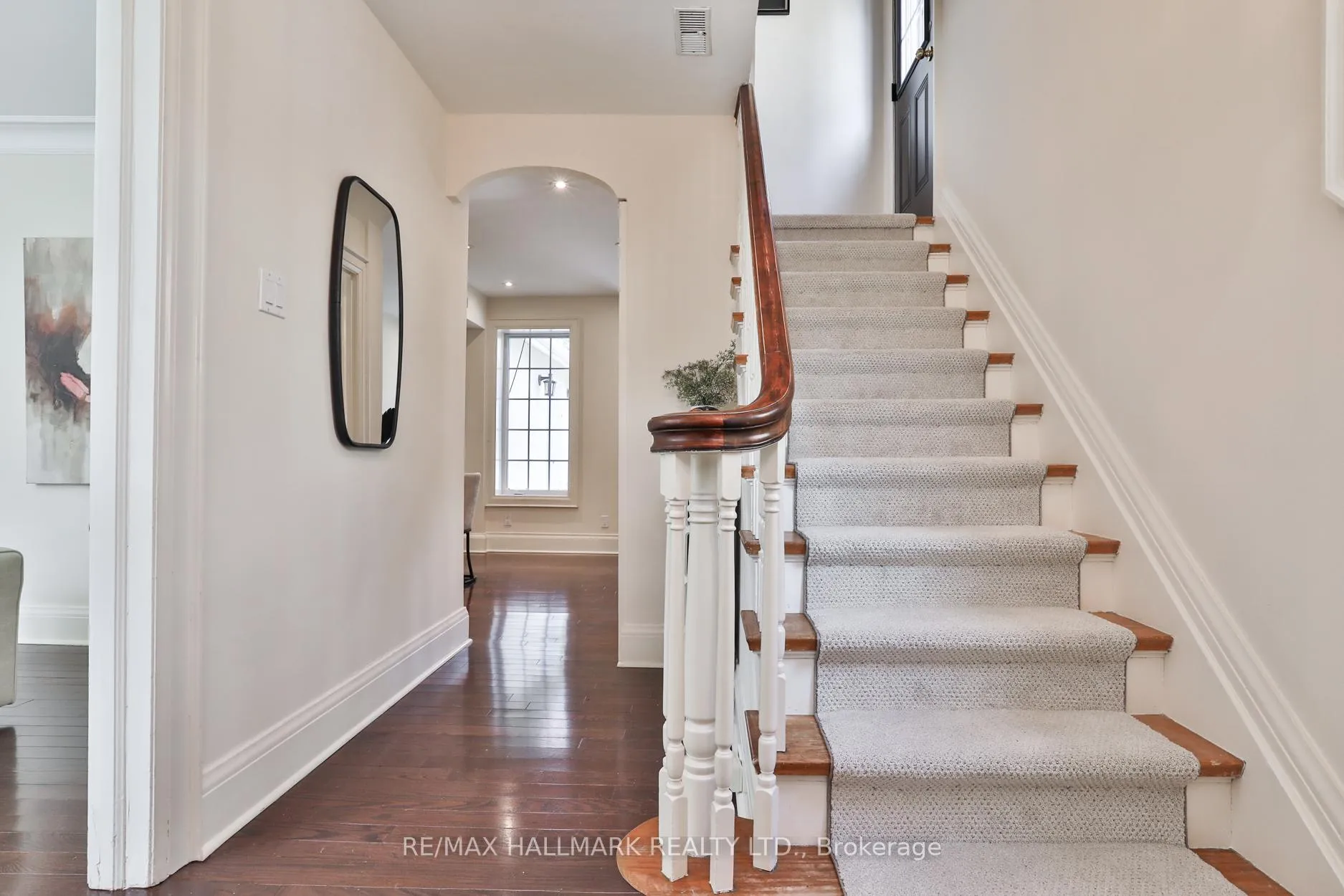 Photo 17 of 28 Kimbark Boulevard, Toronto, Bedford Park-Nortown — HOMEH