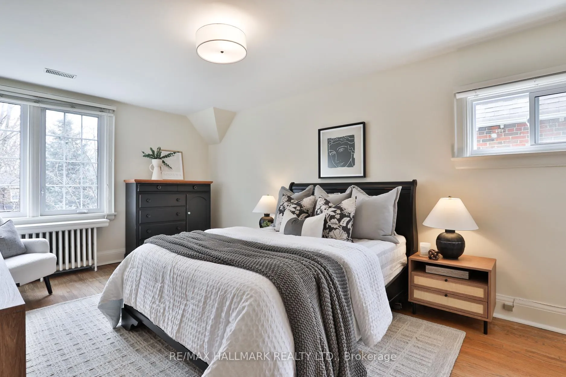 Photo 19 of 28 Kimbark Boulevard, Toronto, Bedford Park-Nortown — HOMEH