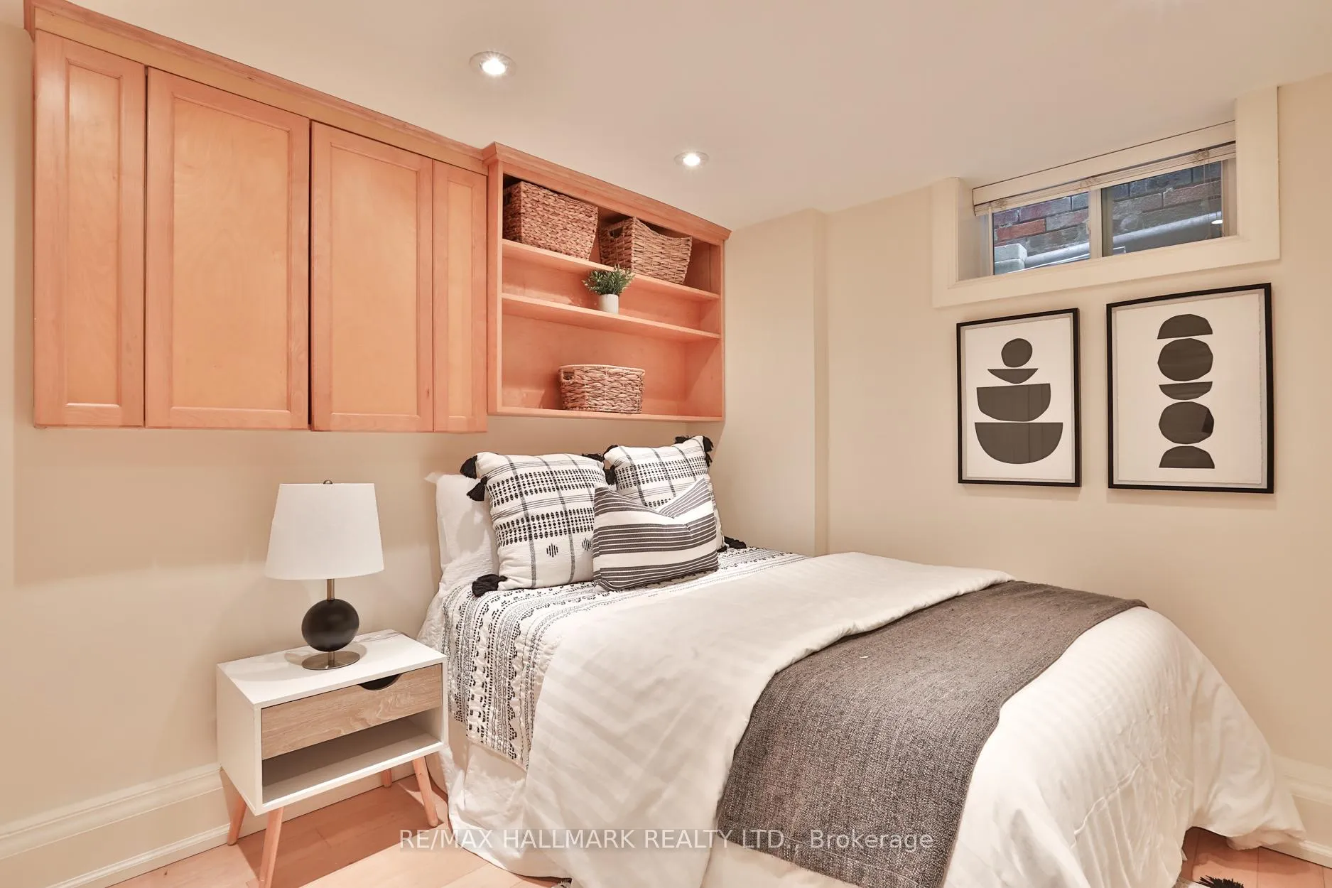 Photo 33 of 28 Kimbark Boulevard, Toronto, Bedford Park-Nortown — HOMEH