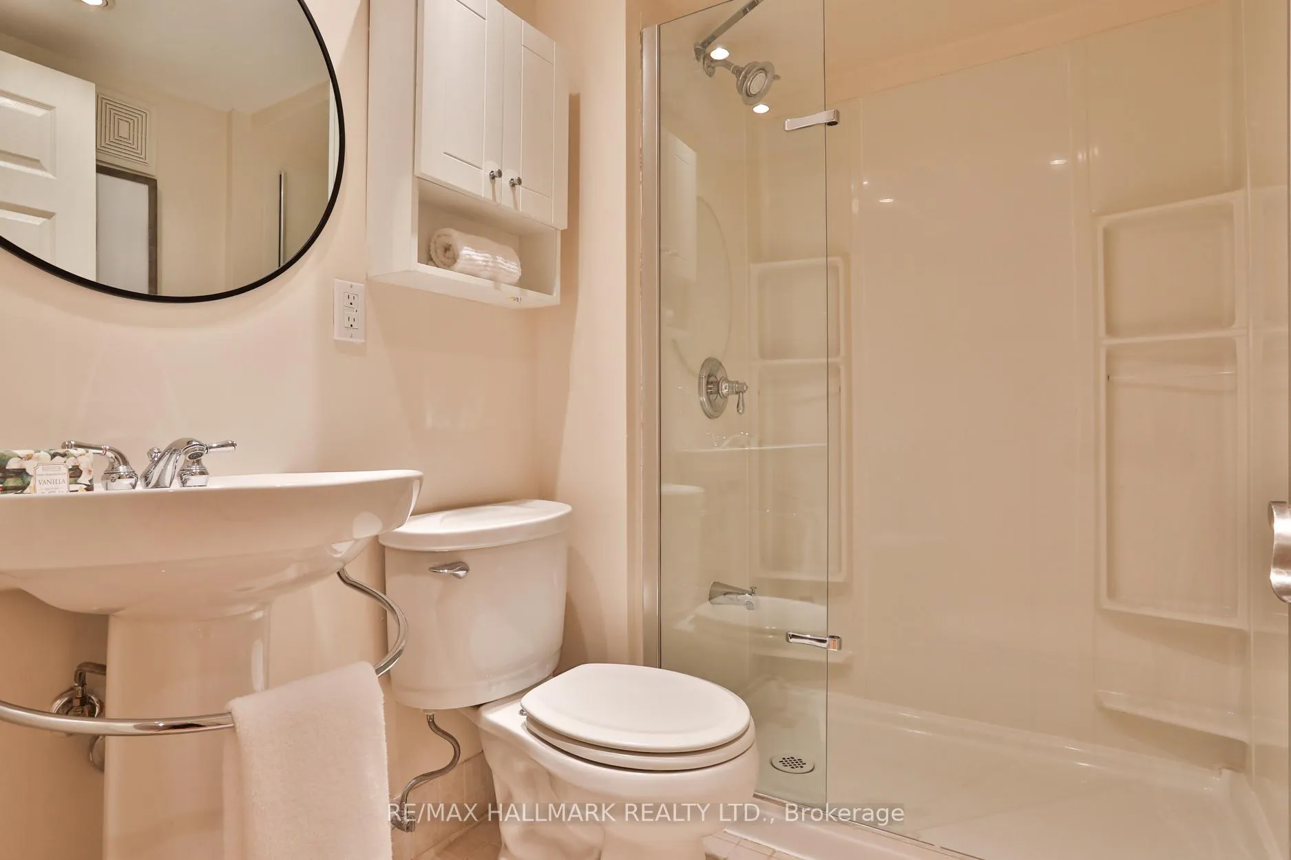 Photo 35 of 28 Kimbark Boulevard, Toronto, Bedford Park-Nortown — HOMEH