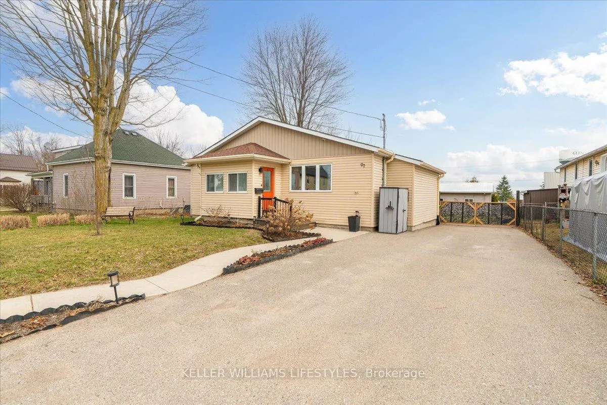 Photo 2 of 97 Main Street, Southwest Middlesex, Glencoe — HOMEH