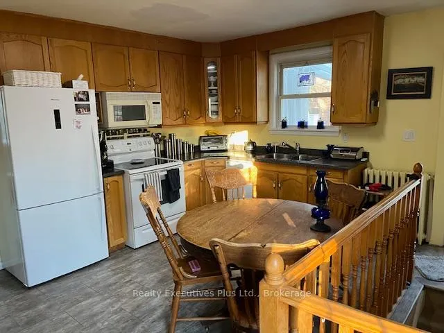 Photo 3 of 284 Appleby Line, Burlington, Shoreacres — HOMEH