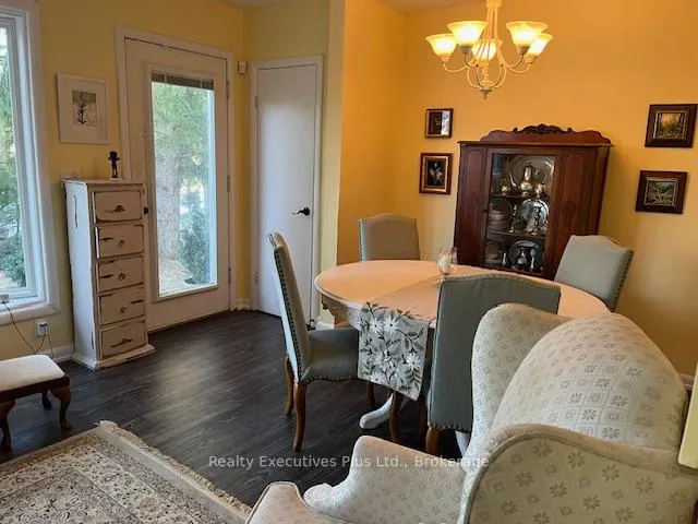 Photo 5 of 284 Appleby Line, Burlington, Shoreacres — HOMEH