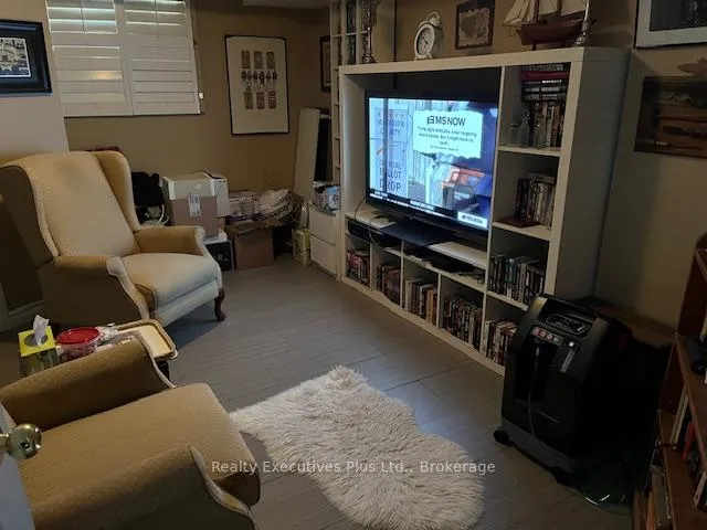 Photo 15 of 284 Appleby Line, Burlington, Shoreacres — HOMEH
