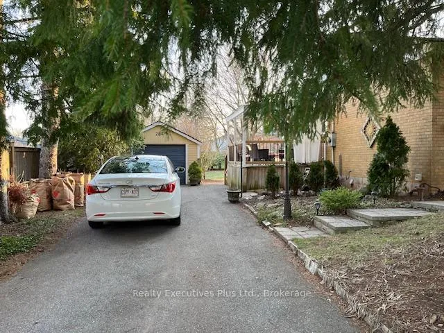 Photo 17 of 284 Appleby Line, Burlington, Shoreacres — HOMEH