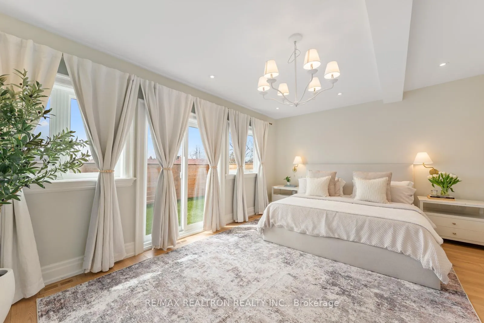 Photo 22 of 74 Westmount Avenue, Toronto, Corso Italia-Davenport — HOMEH
