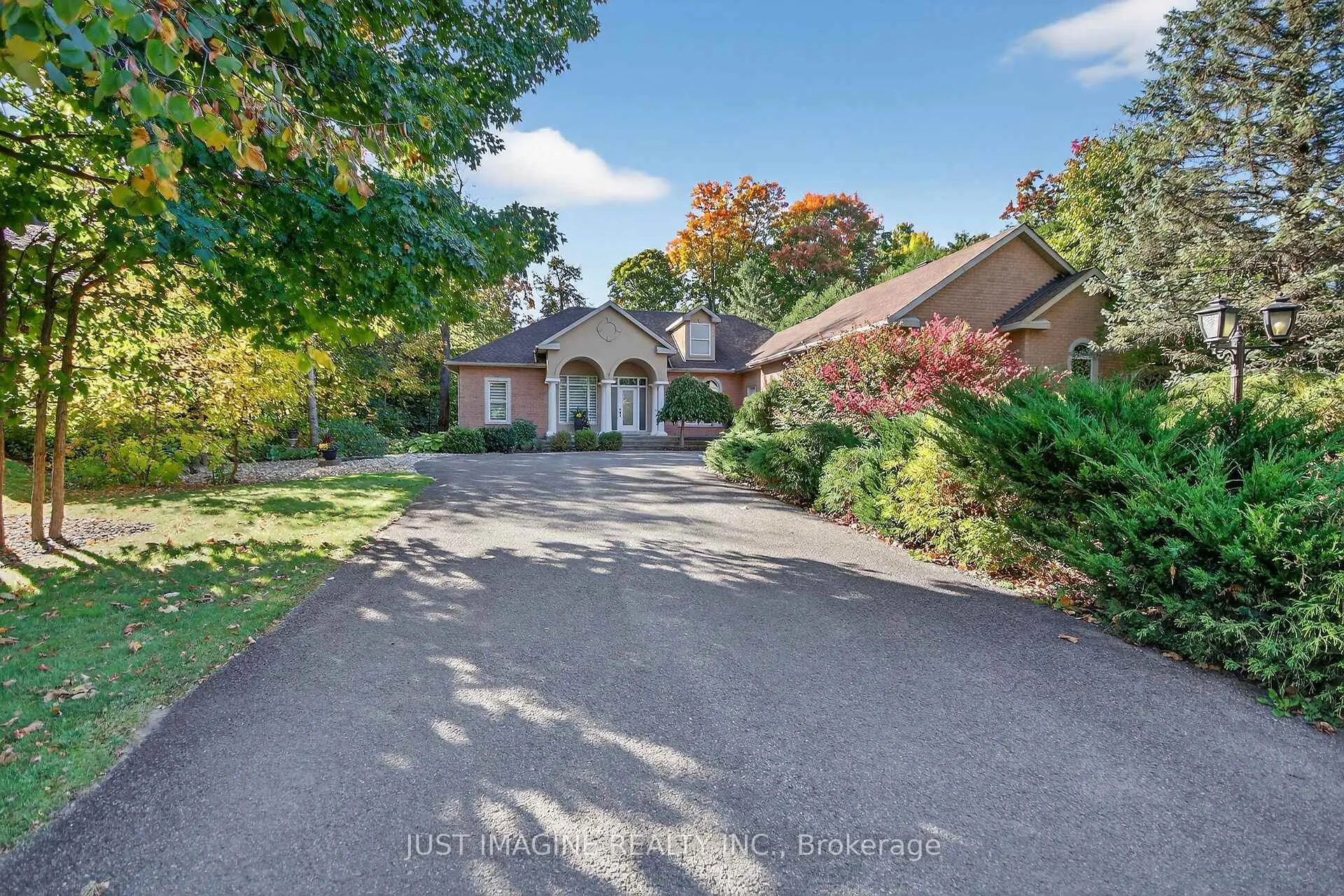 Photo 1 of 5512 Wicklow Drive, Ottawa, Manotick Village & Manotick Estates — HOMEH