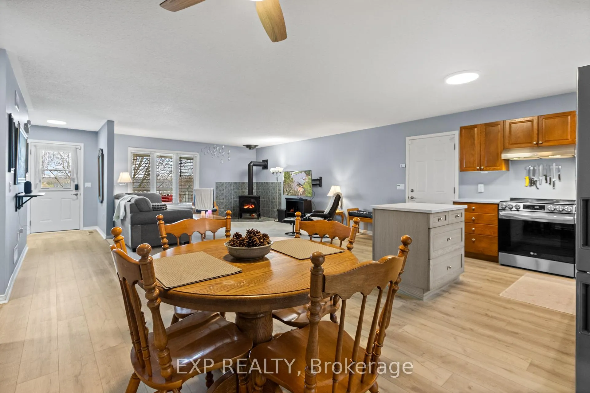 Photo 14 of 154 James Street, Arran-Elderslie — HOMEH