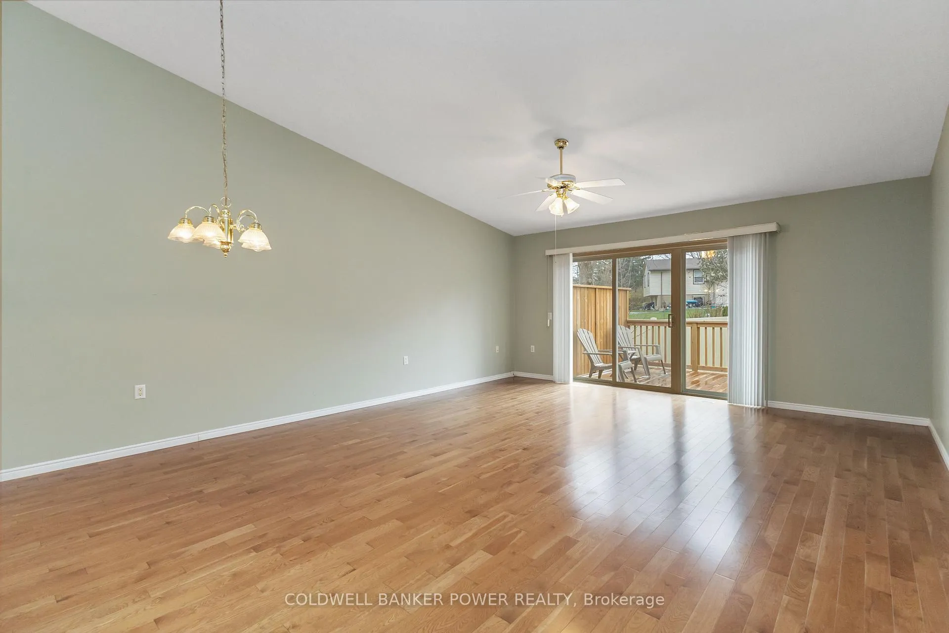 Photo 11 of Unit 23, 680 Commissioners Road W, London, South M — HOMEH