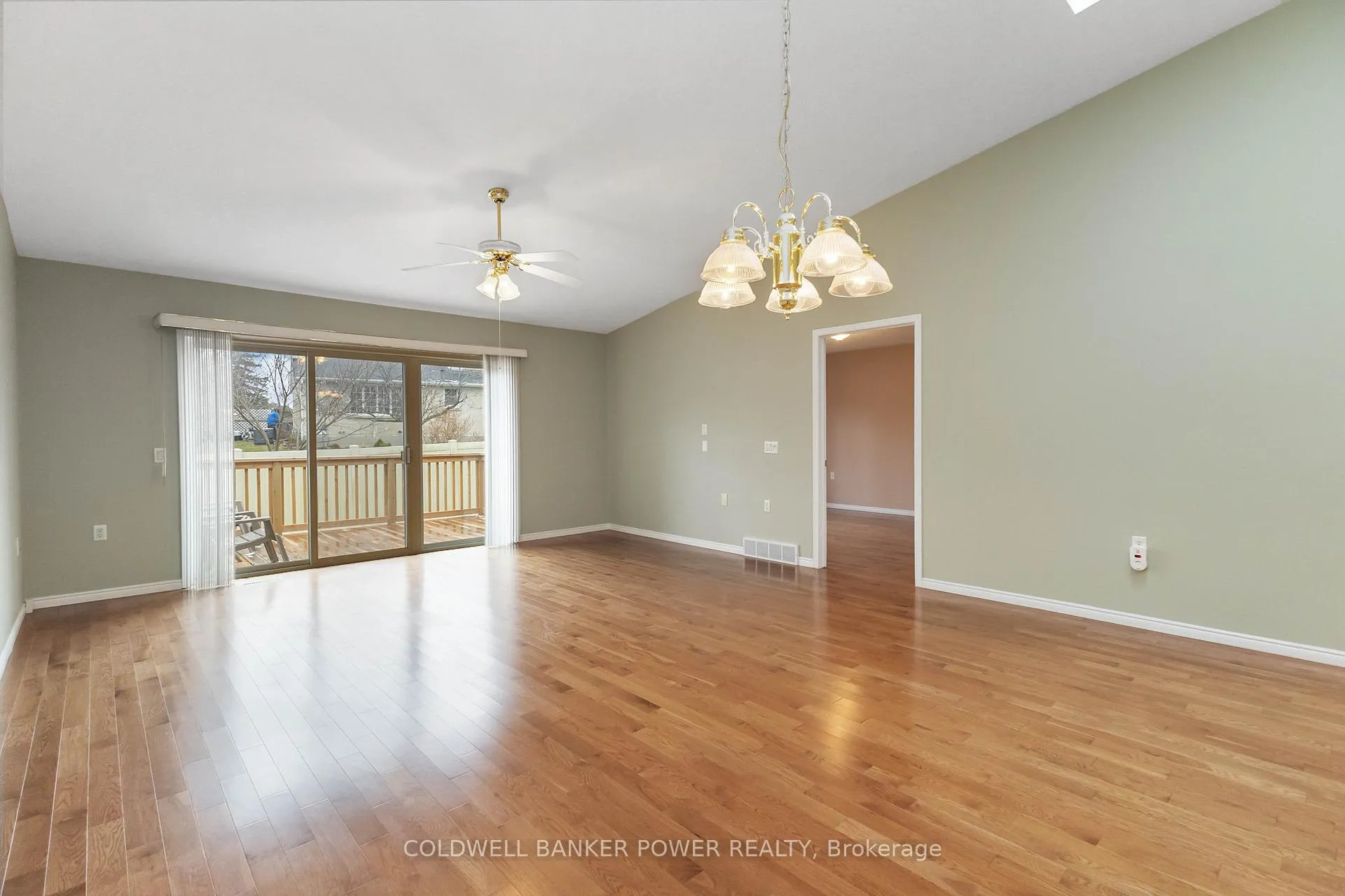 Photo 12 of Unit 23, 680 Commissioners Road W, London, South M — HOMEH