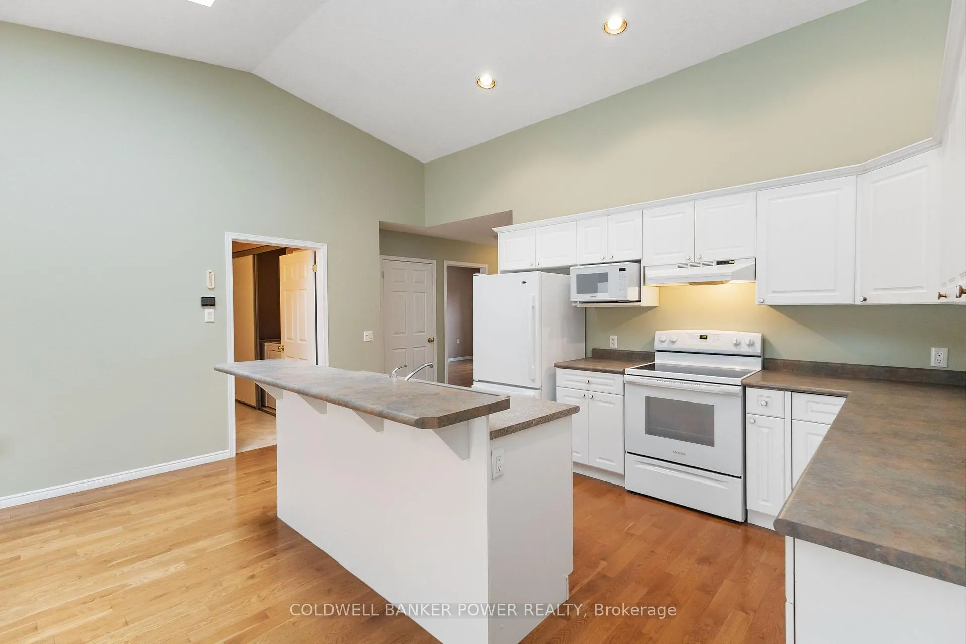 Photo 16 of Unit 23, 680 Commissioners Road W, London, South M — HOMEH