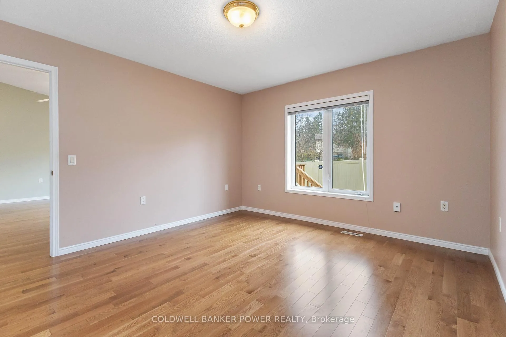 Photo 19 of Unit 23, 680 Commissioners Road W, London, South M — HOMEH