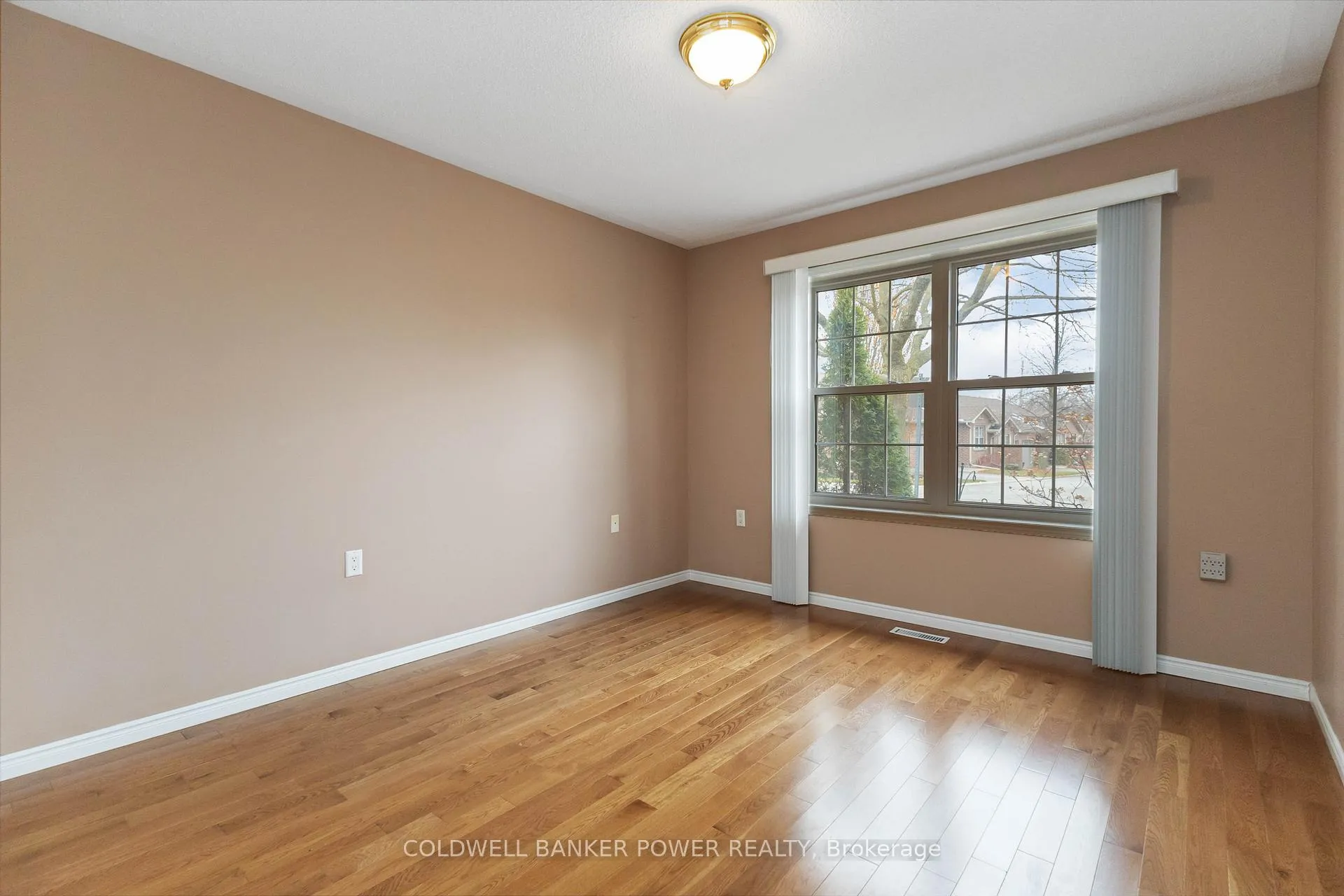 Photo 25 of Unit 23, 680 Commissioners Road W, London, South M — HOMEH