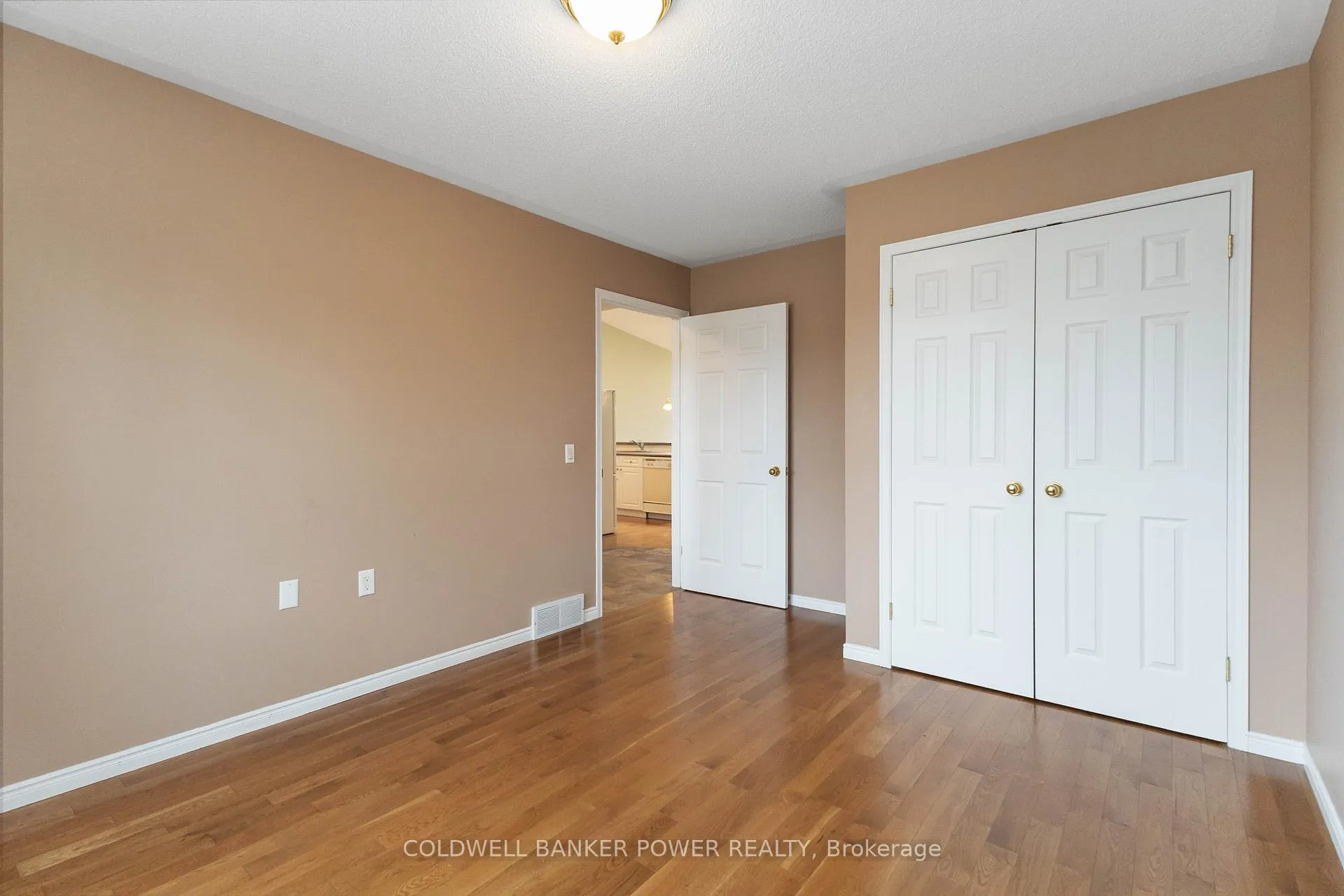 Photo 26 of Unit 23, 680 Commissioners Road W, London, South M — HOMEH