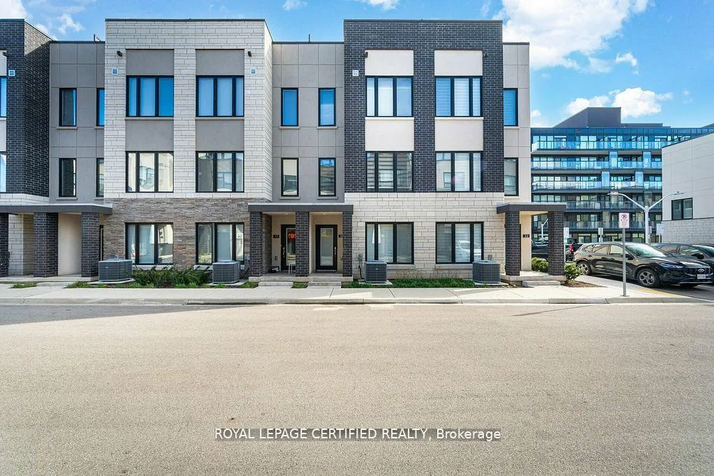 Photo 3 of Unit 31, 1095 Cooke Boulevard, Burlington, LaSalle — HOMEH