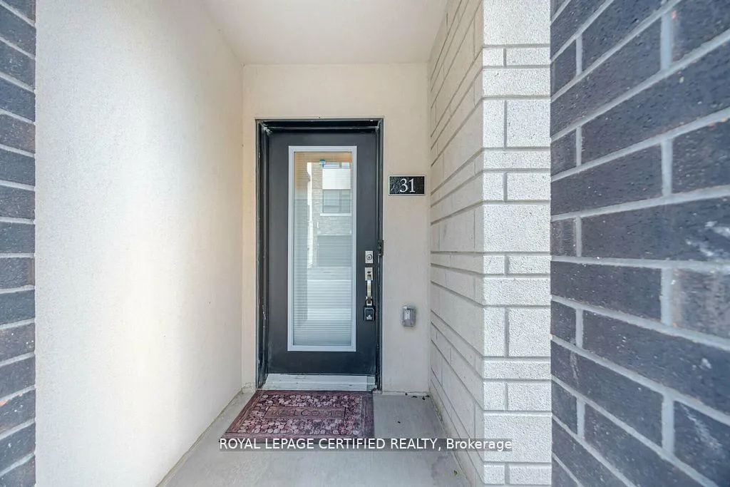 Photo 4 of Unit 31, 1095 Cooke Boulevard, Burlington, LaSalle — HOMEH