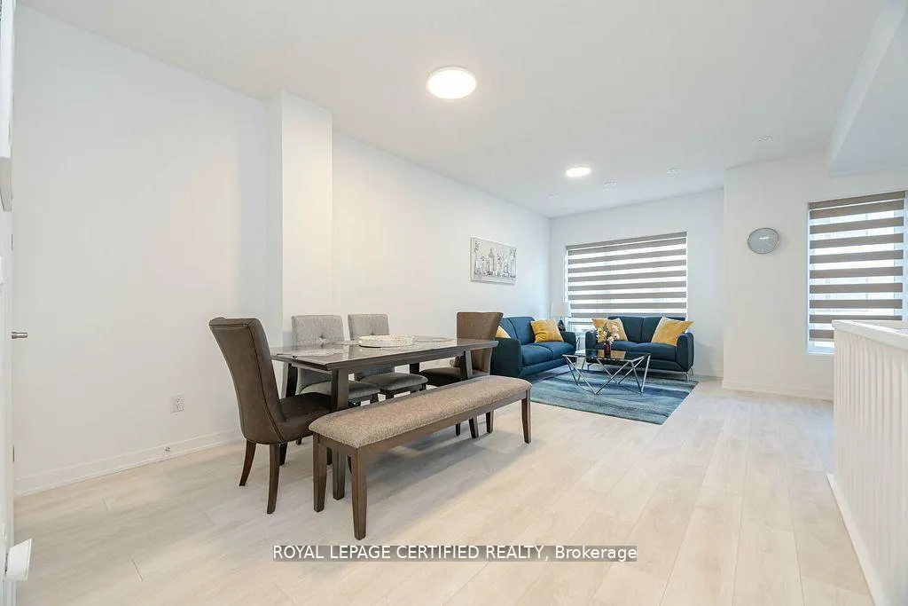 Photo 9 of Unit 31, 1095 Cooke Boulevard, Burlington, LaSalle — HOMEH