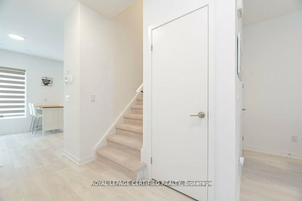 Photo 23 of Unit 31, 1095 Cooke Boulevard, Burlington, LaSalle — HOMEH