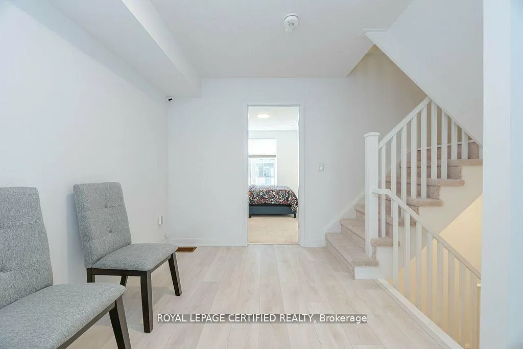 Photo 25 of Unit 31, 1095 Cooke Boulevard, Burlington, LaSalle — HOMEH