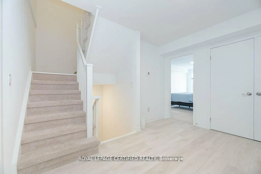Photo 33 of Unit 31, 1095 Cooke Boulevard, Burlington, LaSalle — HOMEH