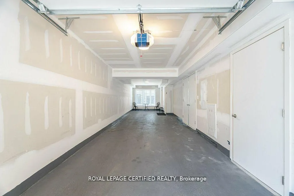 Photo 39 of Unit 31, 1095 Cooke Boulevard, Burlington, LaSalle — HOMEH