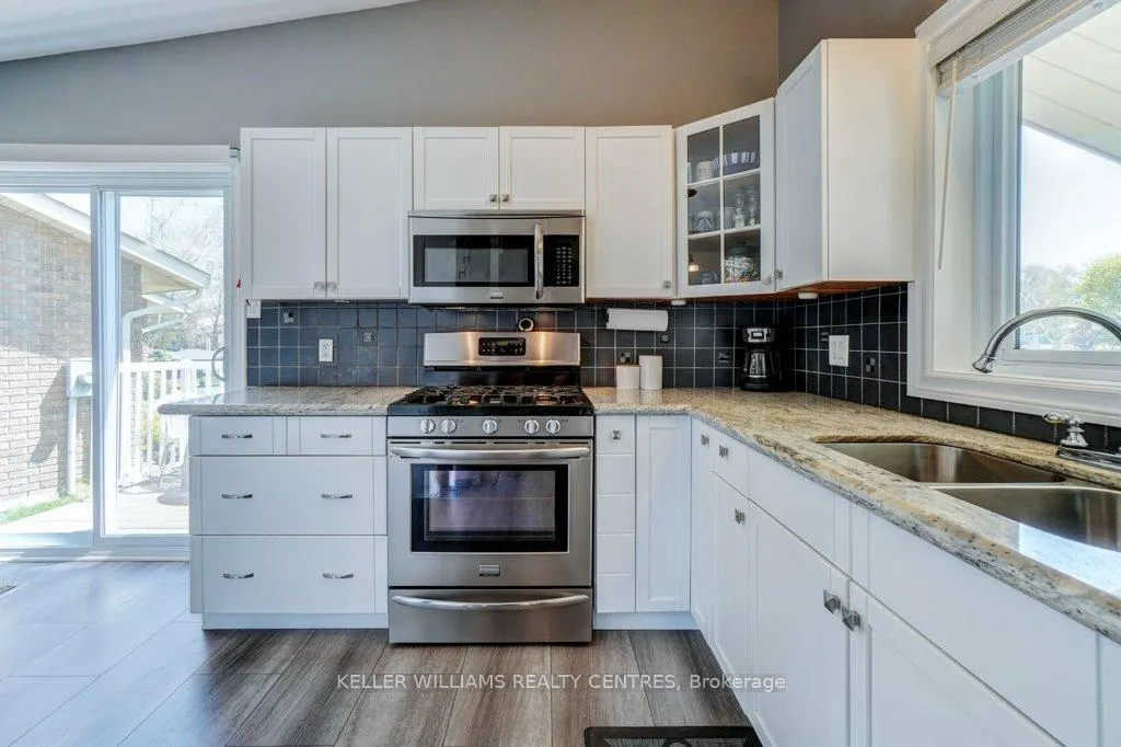 Photo 8 of 34 Meadowlands Drive, Brock, Cannington — HOMEH