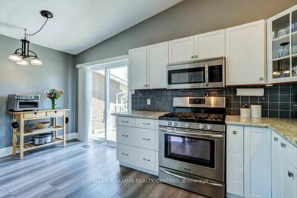 Photo 10 of 34 Meadowlands Drive, Brock, Cannington — HOMEH