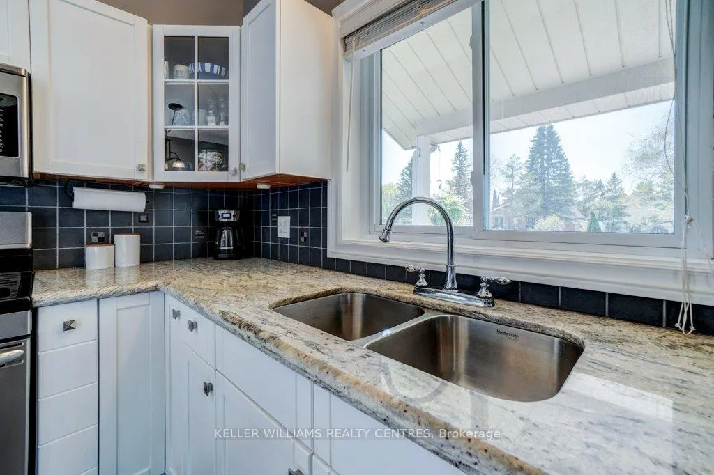 Photo 12 of 34 Meadowlands Drive, Brock, Cannington — HOMEH