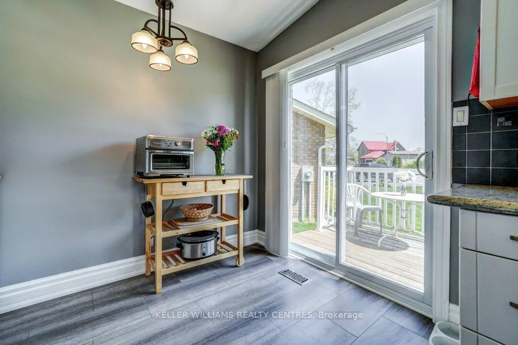 Photo 13 of 34 Meadowlands Drive, Brock, Cannington — HOMEH