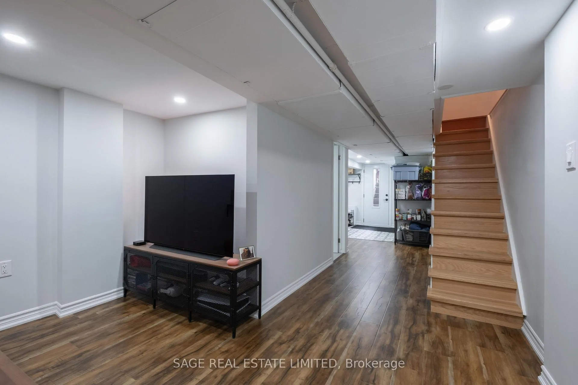 Photo 29 of 14 Newman Avenue, Toronto, Crescent Town — HOMEH