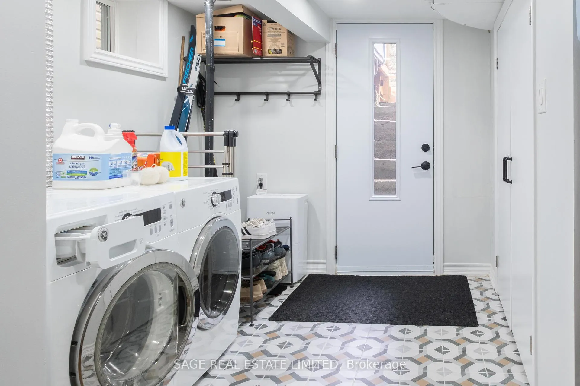 Photo 32 of 14 Newman Avenue, Toronto, Crescent Town — HOMEH