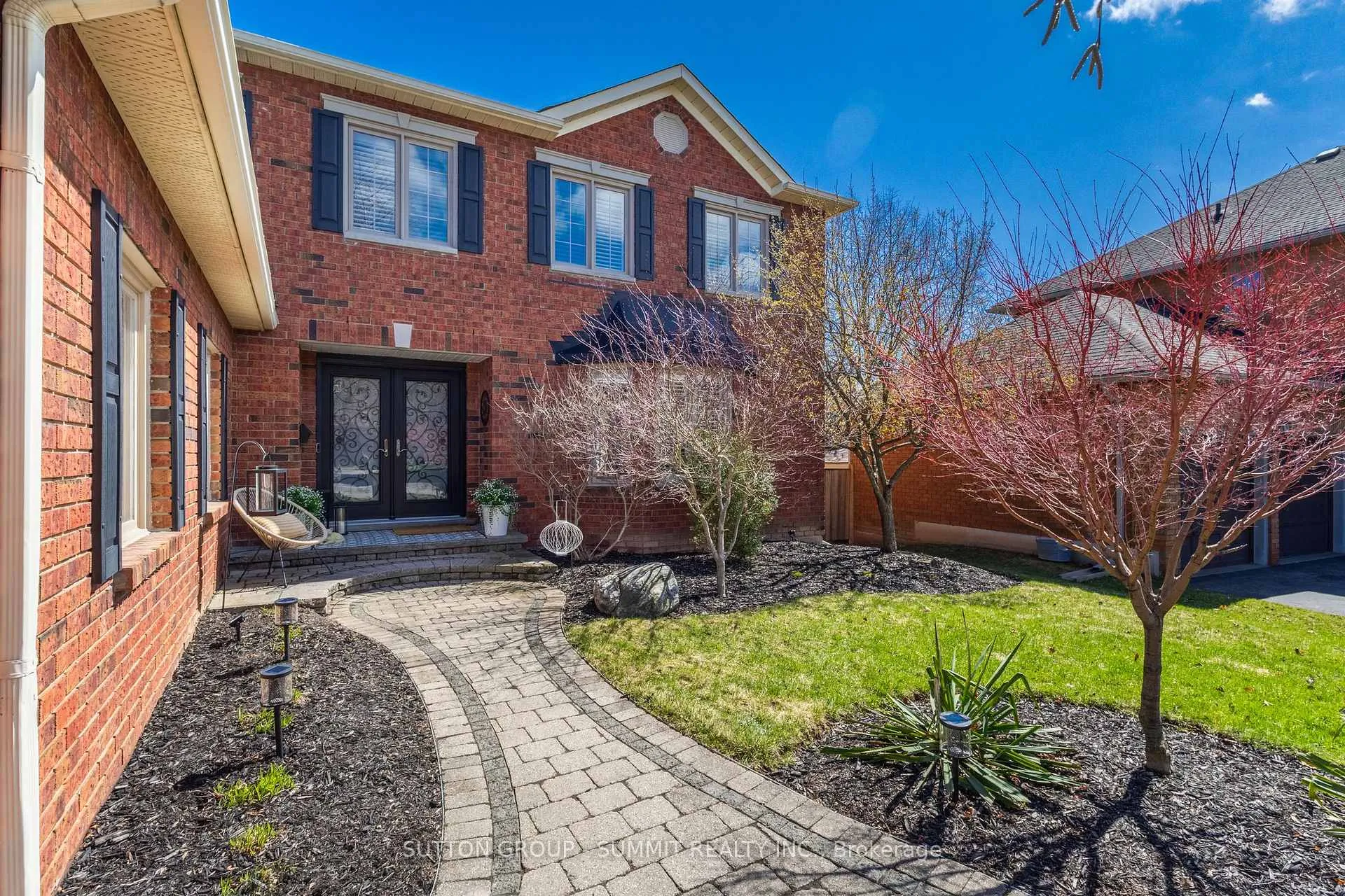 Photo 3 of 1354 Winterberry Drive, Burlington, Tyandaga — HOMEH