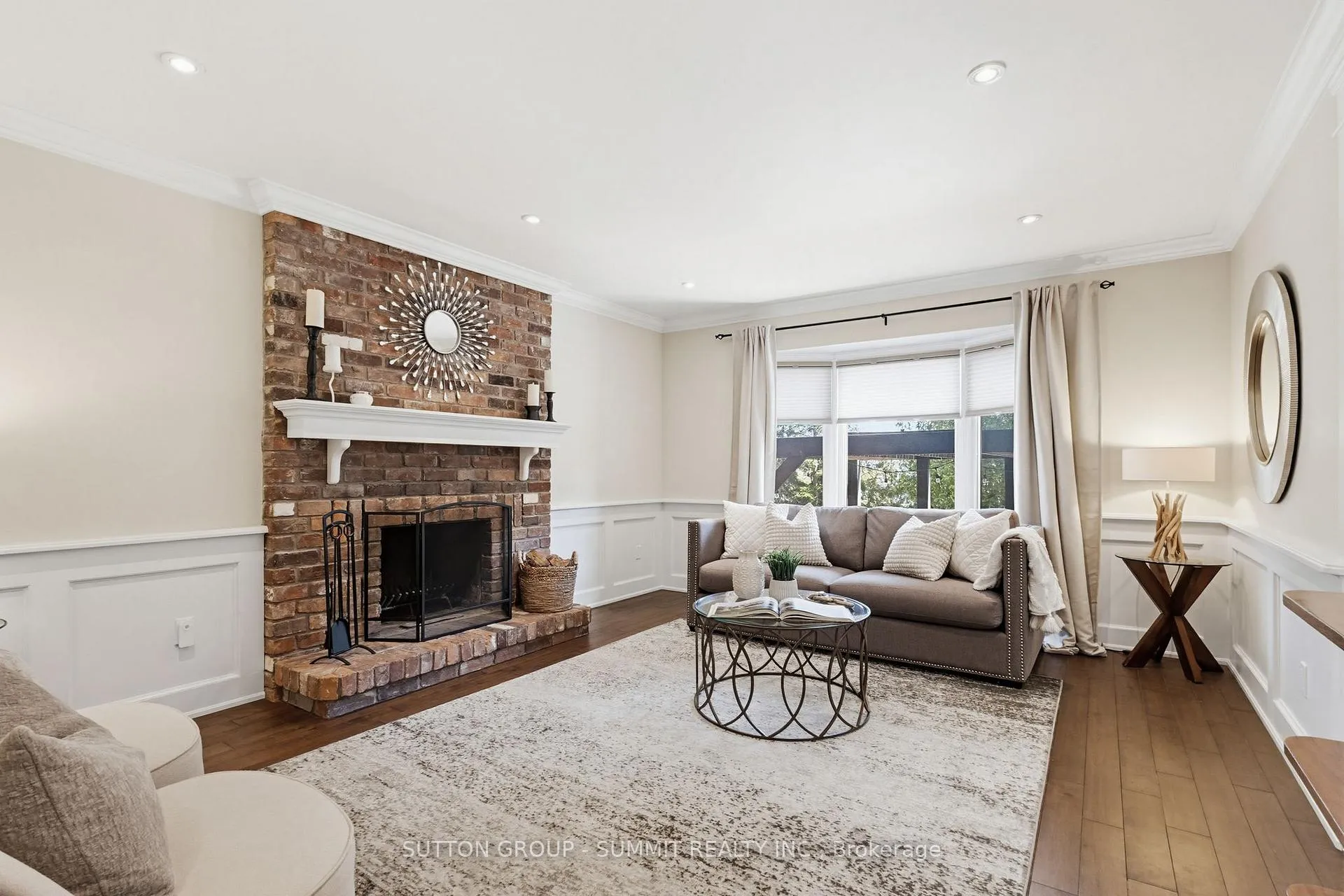 Photo 16 of 1354 Winterberry Drive, Burlington, Tyandaga — HOMEH