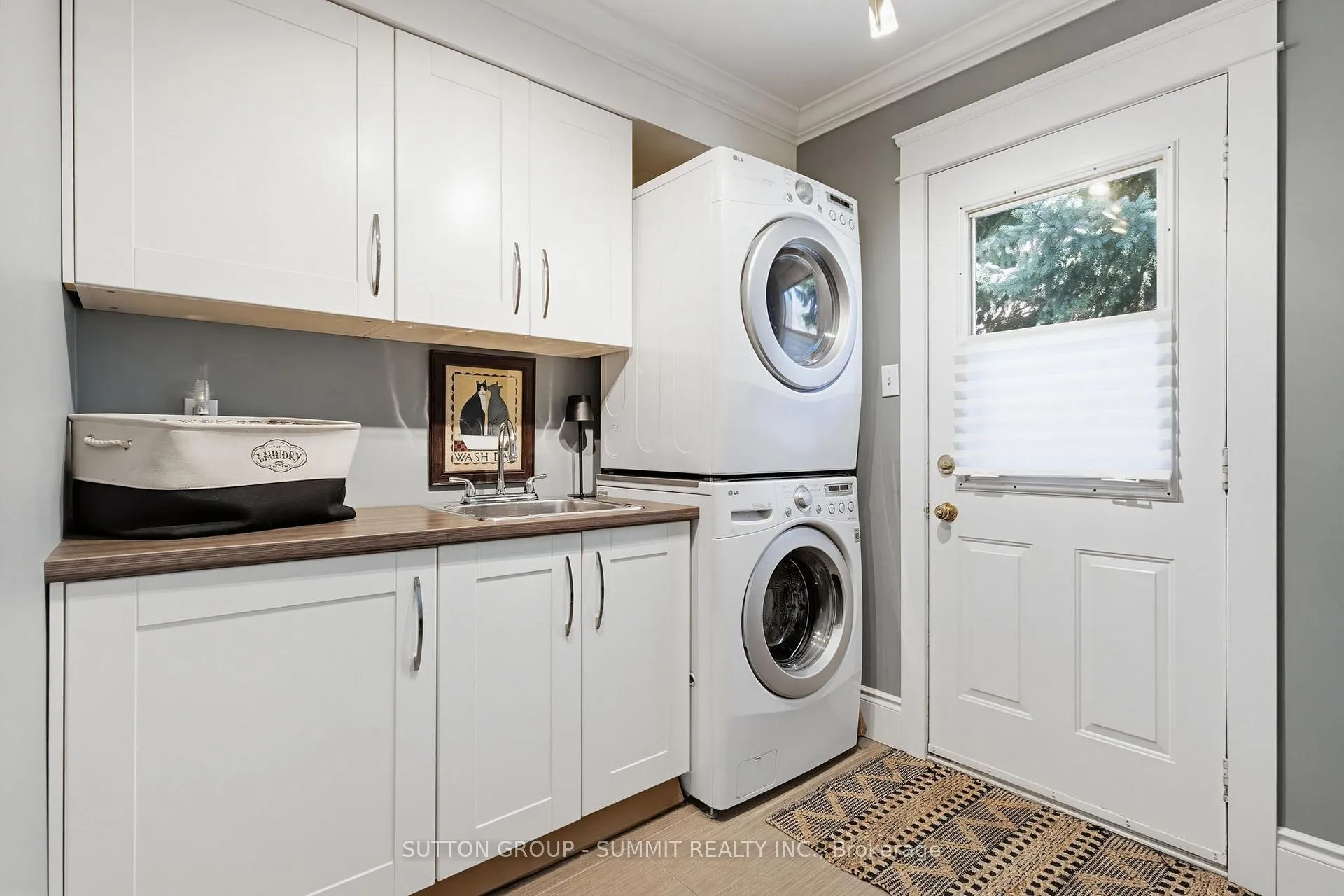 Photo 19 of 1354 Winterberry Drive, Burlington, Tyandaga — HOMEH