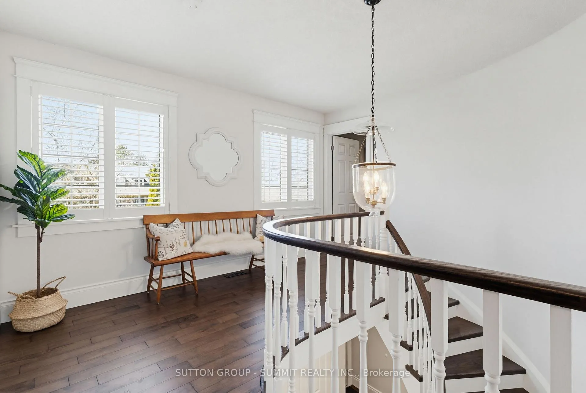 Photo 20 of 1354 Winterberry Drive, Burlington, Tyandaga — HOMEH