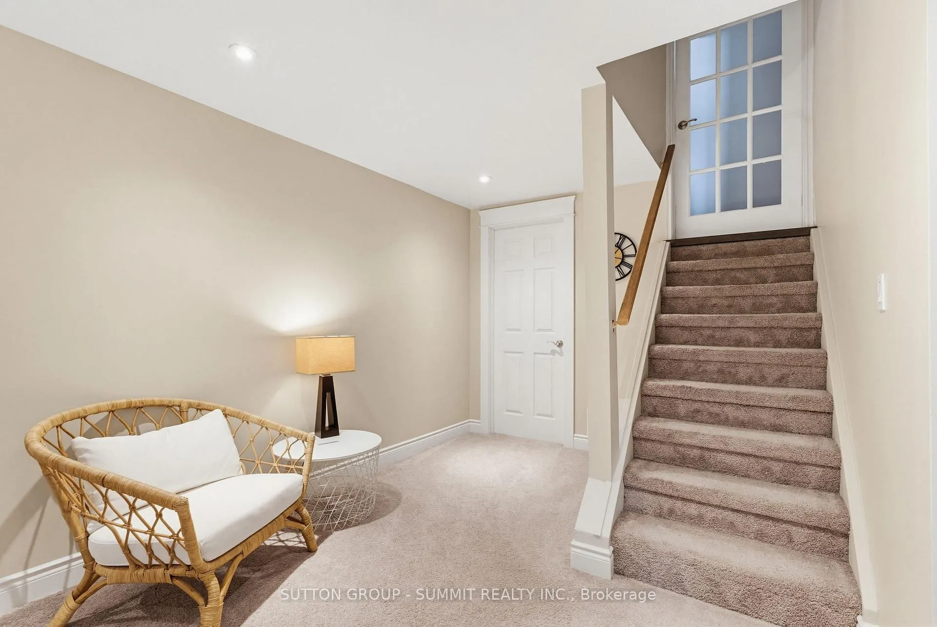 Photo 31 of 1354 Winterberry Drive, Burlington, Tyandaga — HOMEH
