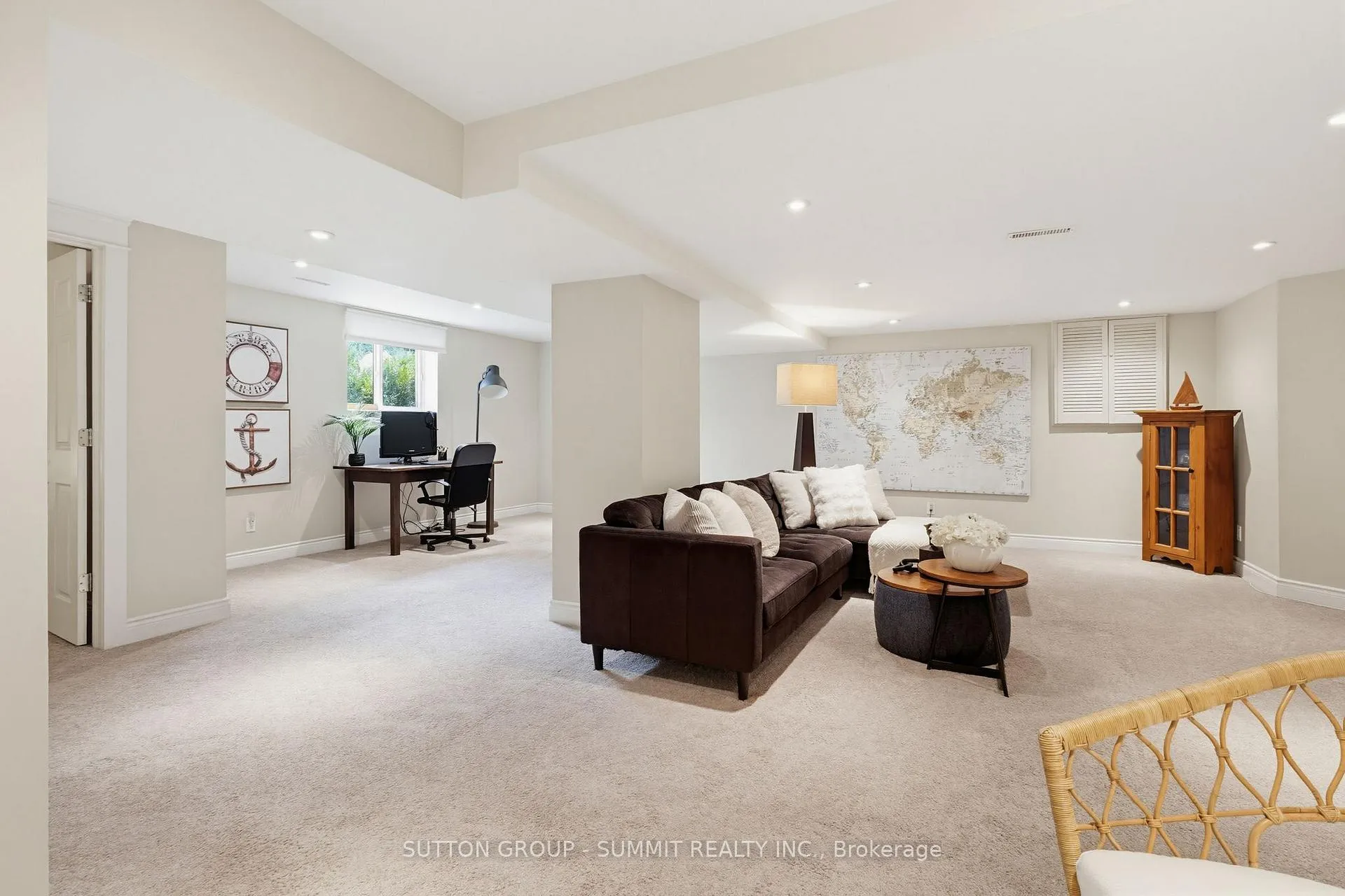 Photo 32 of 1354 Winterberry Drive, Burlington, Tyandaga — HOMEH
