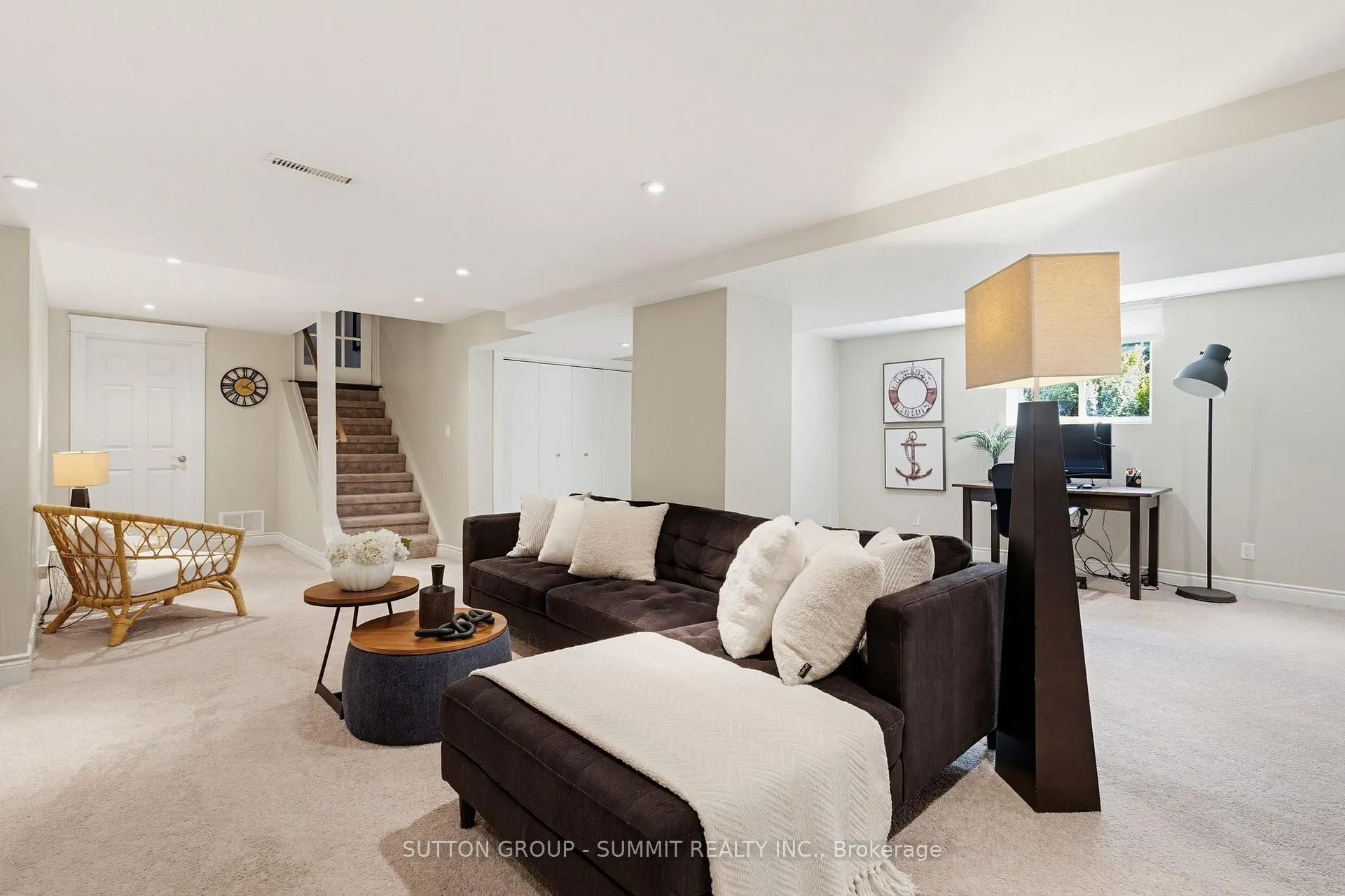 Photo 36 of 1354 Winterberry Drive, Burlington, Tyandaga — HOMEH