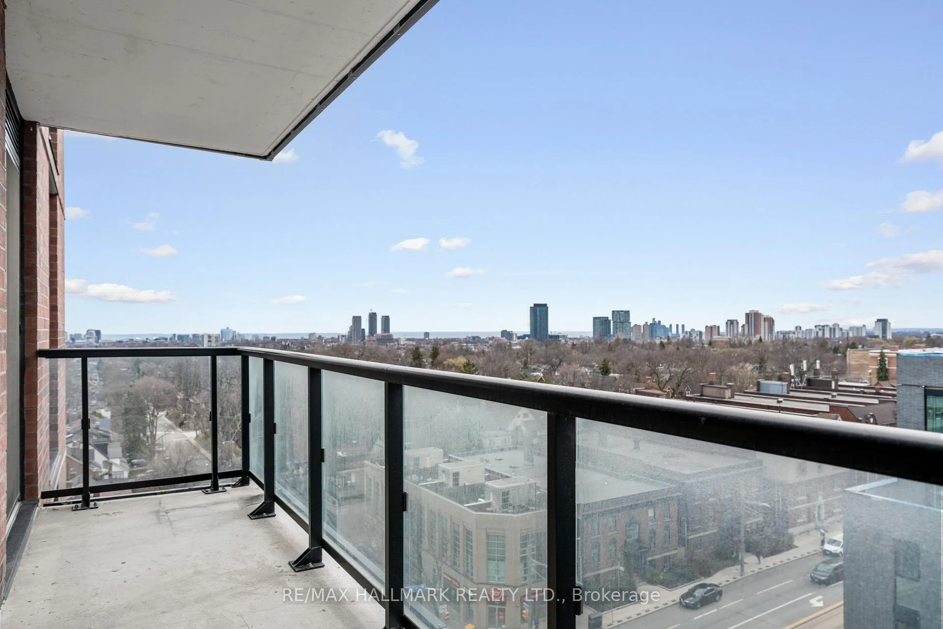 Photo 25 of Unit 907, 185 Alberta Avenue, Toronto, Oakwood Village — HOMEH