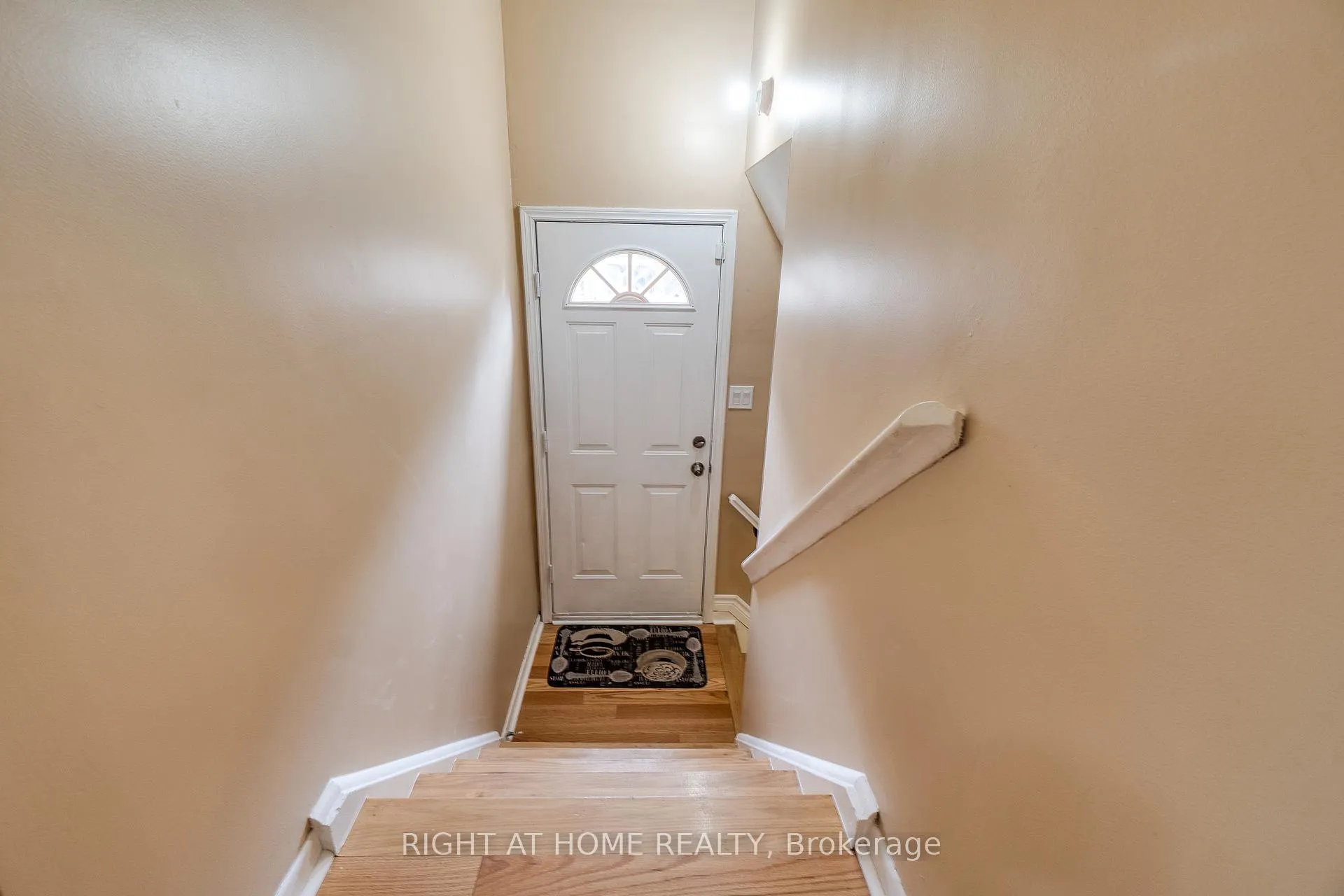 Photo 31 of 109 Rexway Drive, Halton Hills, Georgetown — HOMEH