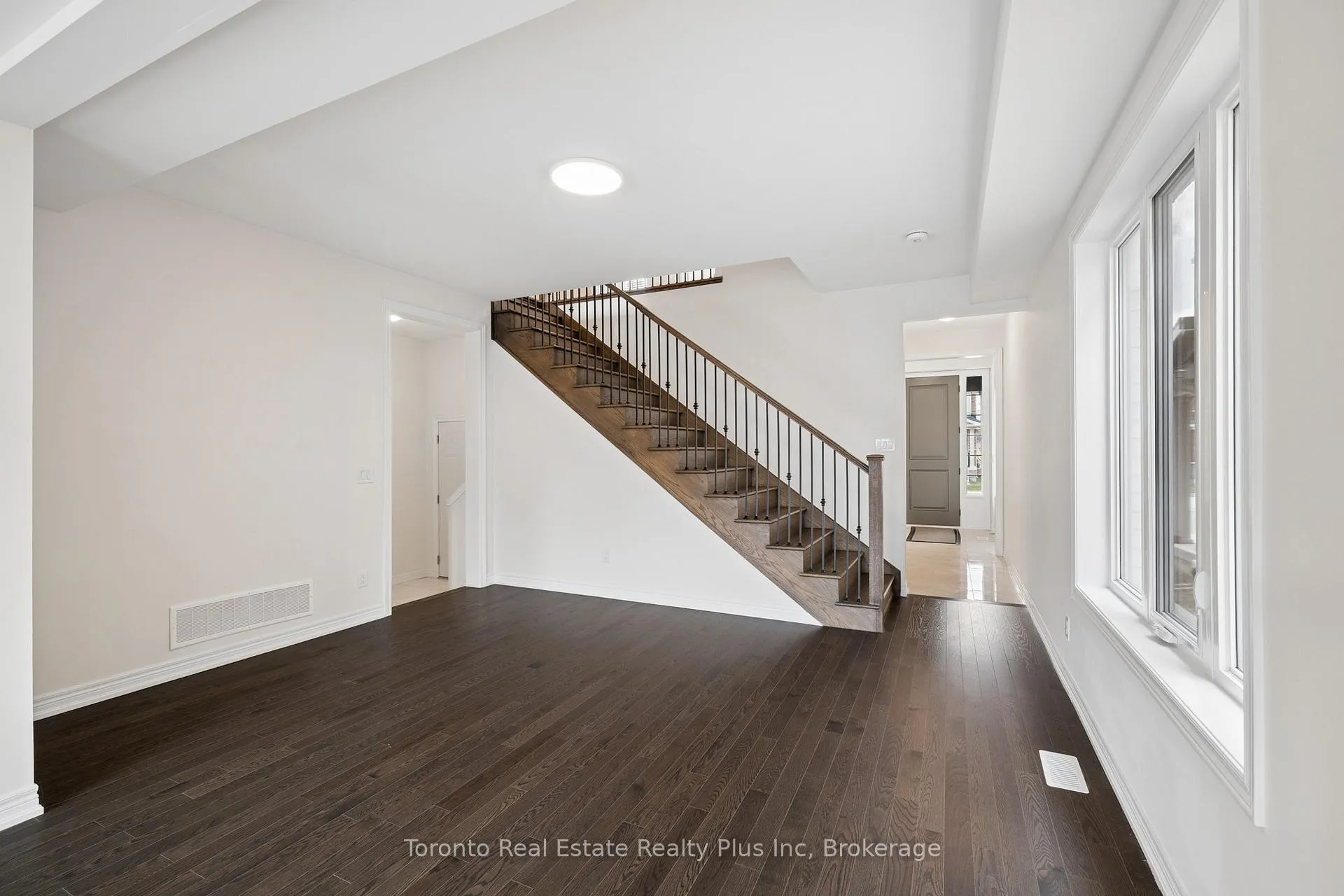 Photo 20 of 241 Broadacre Drive, Kitchener — HOMEH