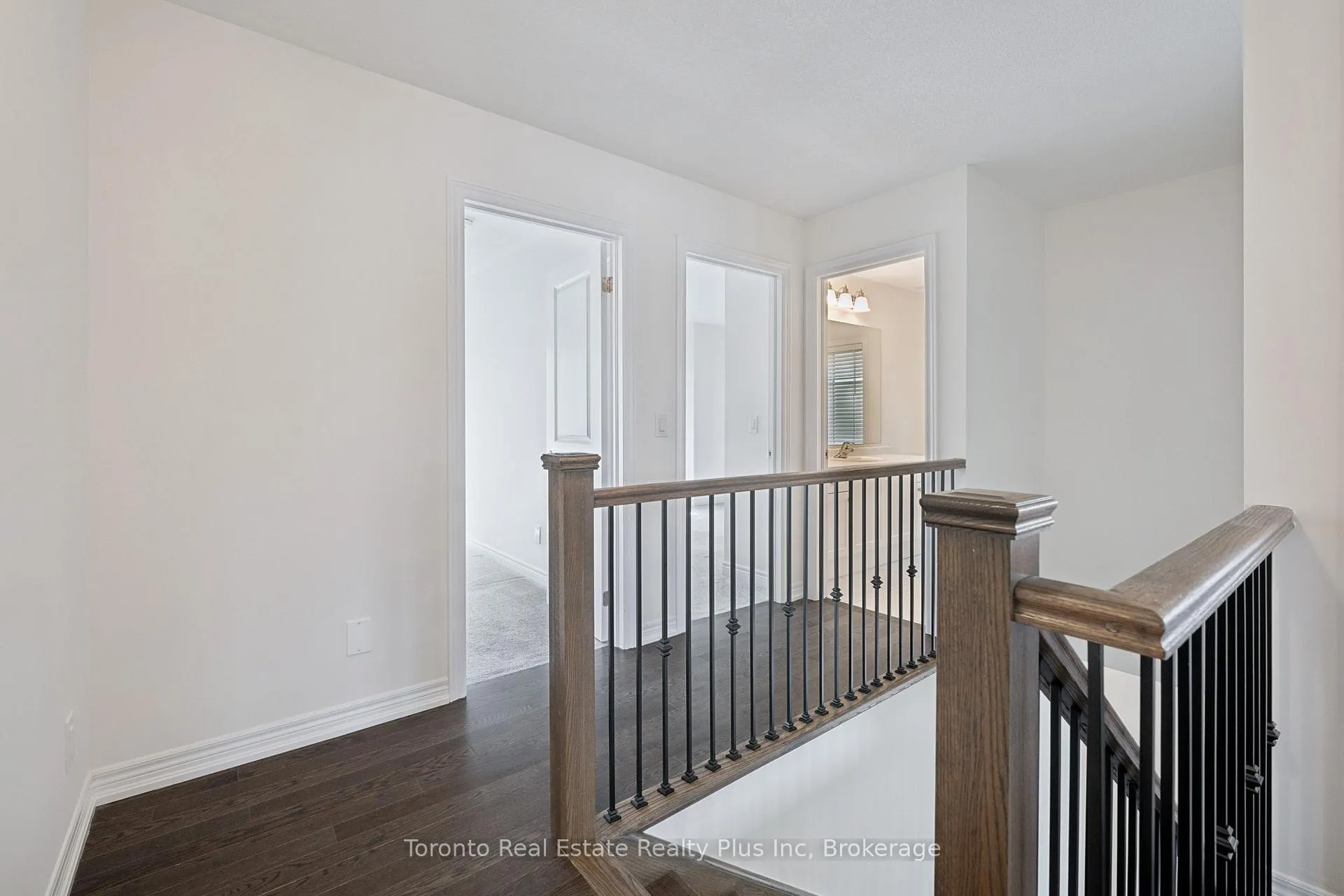 Photo 24 of 241 Broadacre Drive, Kitchener — HOMEH