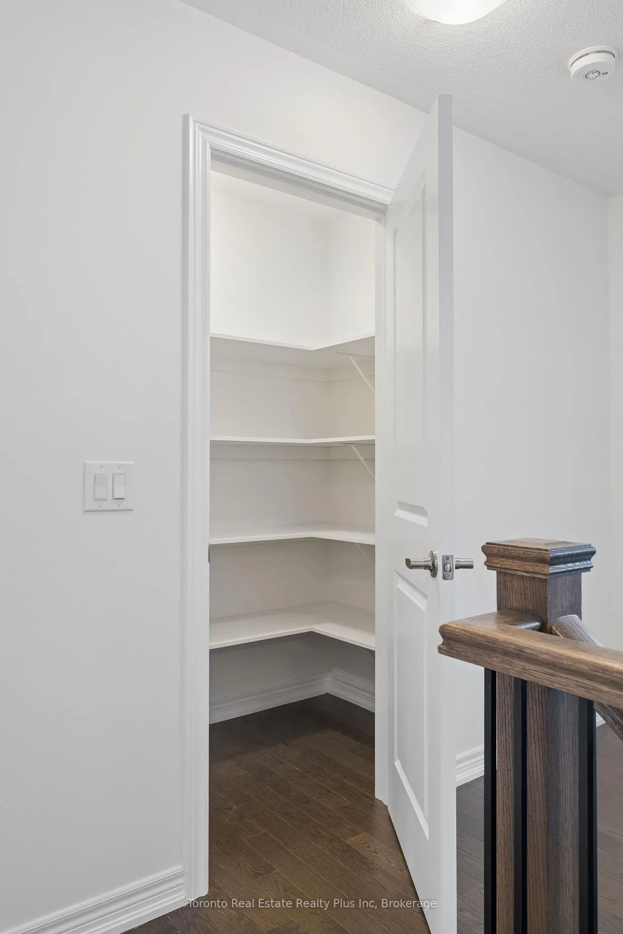 Photo 28 of 241 Broadacre Drive, Kitchener — HOMEH