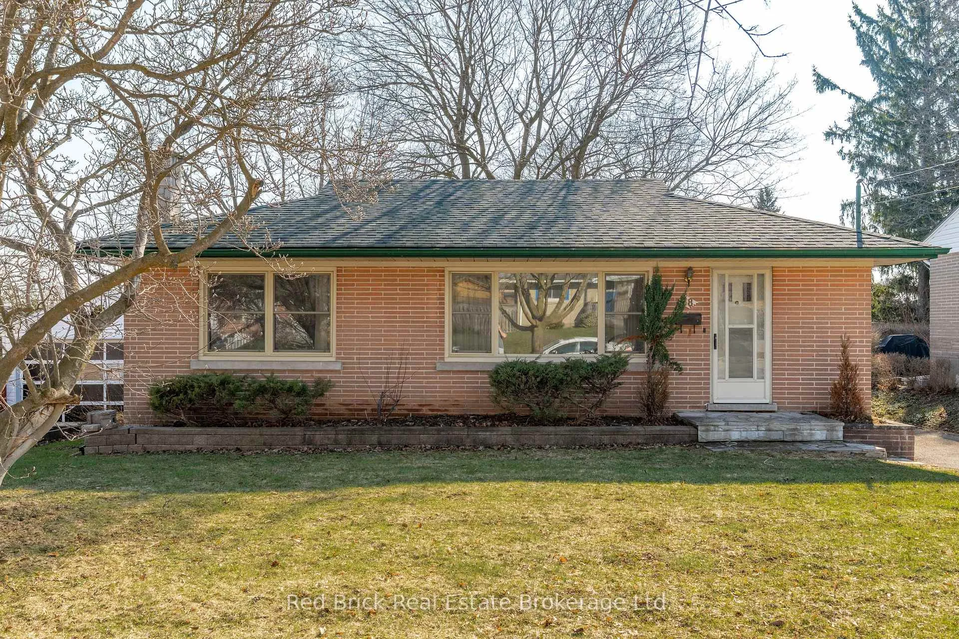 Photo 1 of 38 Dumbarton Street, Guelph, Riverside Park — HOMEH