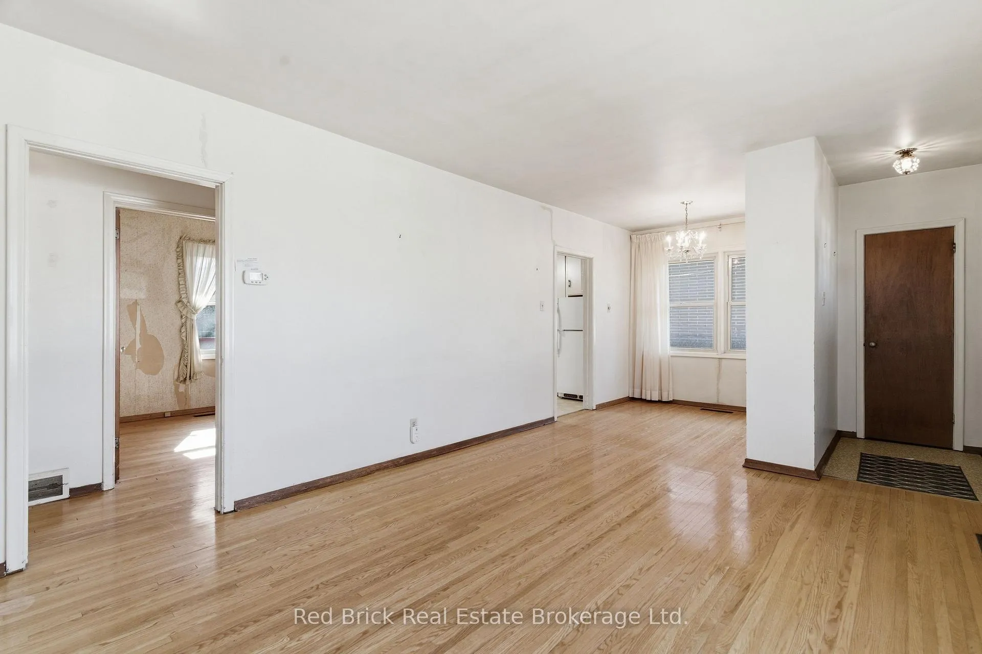 Photo 7 of 38 Dumbarton Street, Guelph, Riverside Park — HOMEH