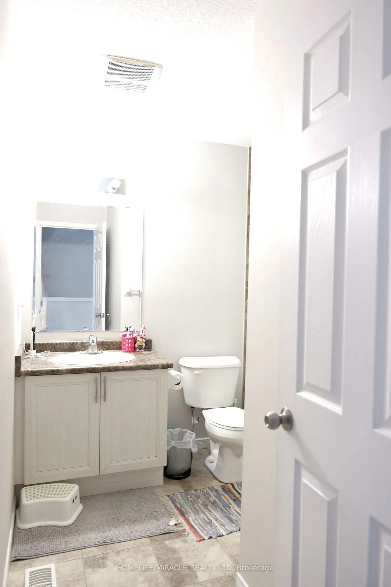 Photo 6 of Unit 28, 750 Lawrence Street E, Cambridge — HOMEH