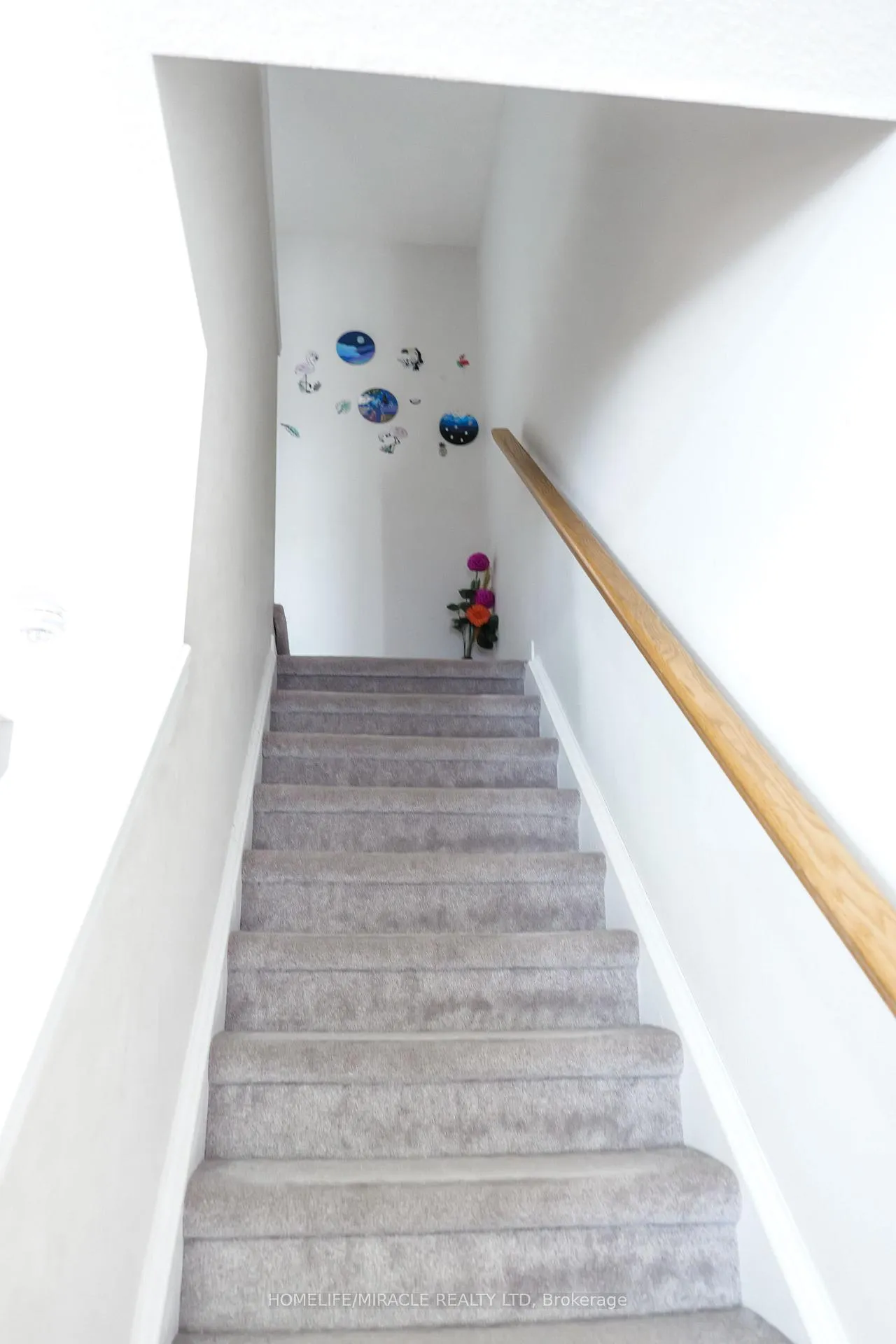 Photo 11 of Unit 28, 750 Lawrence Street E, Cambridge — HOMEH