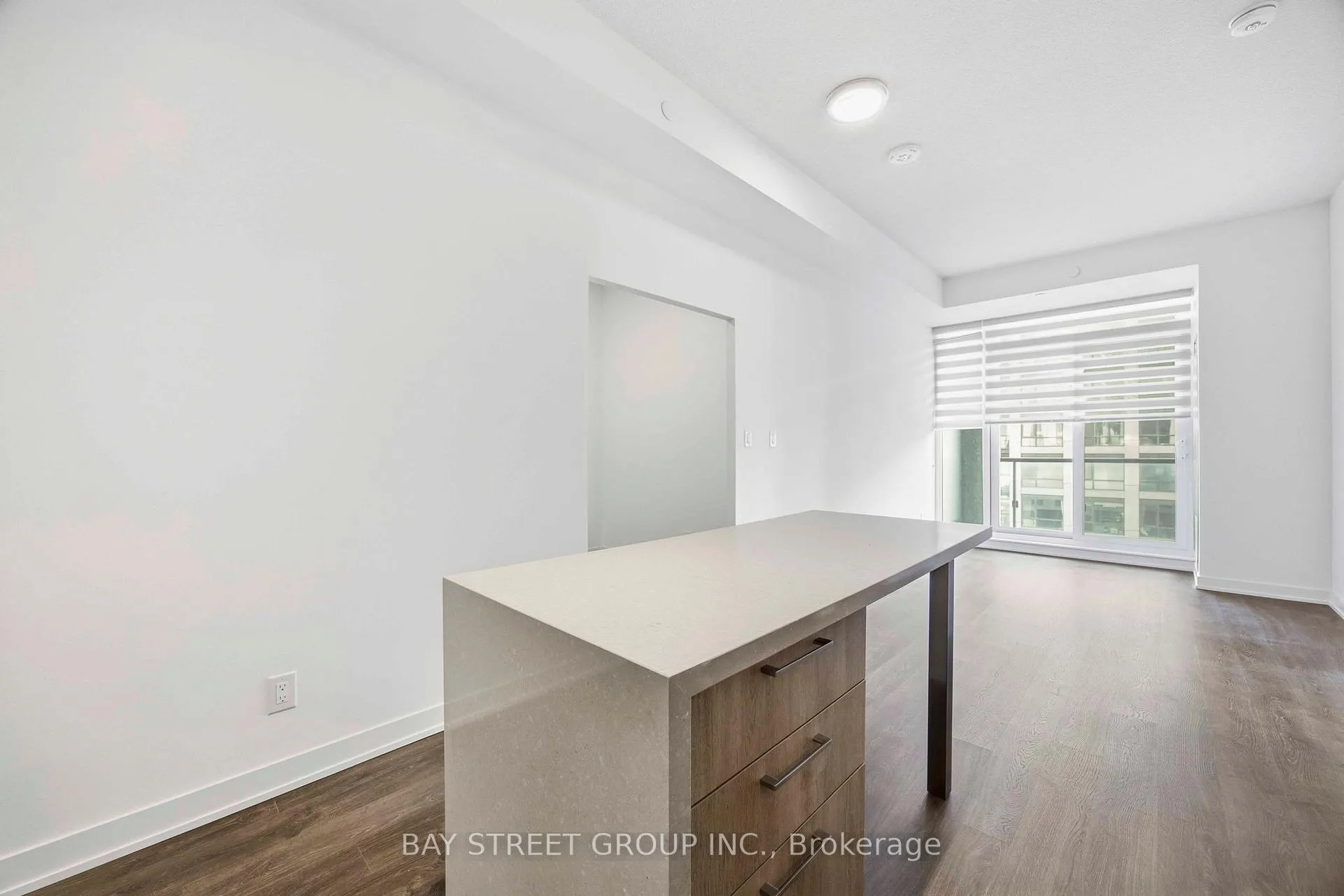 Photo 7 of Unit 1020, 8119 Birchmount Rd, Markham, Unionville — HOMEH