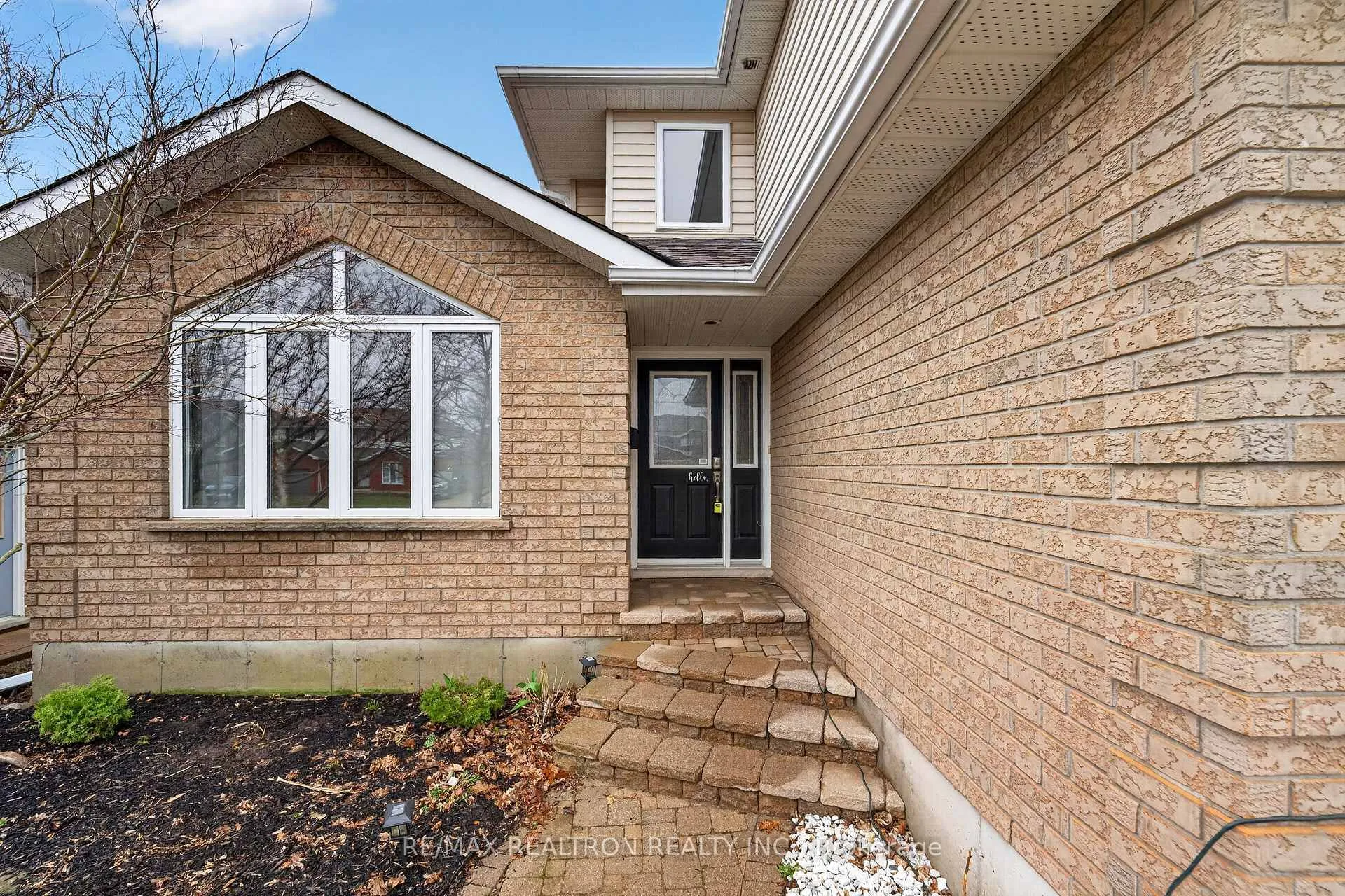 Photo 1 of 3129 Westridge Boulevard, Peterborough, Monaghan Ward 2 — HOMEH